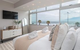 Seaside Studio In Mouille Point